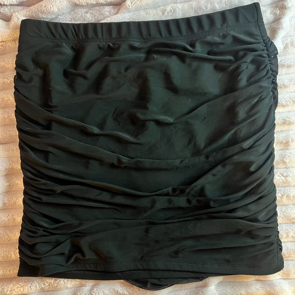 🖤 SHEIN Curve Black 2-Piece Set (1XL) – Excellent Pre-Owned Condition - Picture 3 of 10
